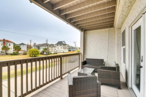 7 Mi to Kemah Boardwalk Waterfront Houston Condo